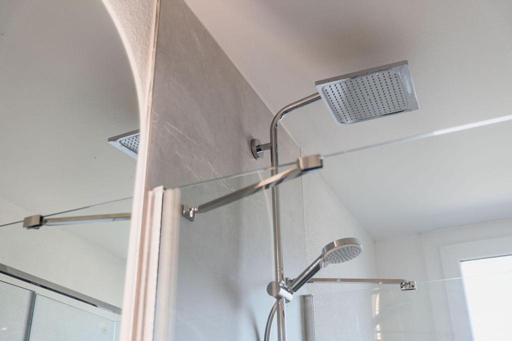 Louises City Penthouse Mit Panorama-Dachterasse Friedrichshafen Ngoại thất bức ảnh