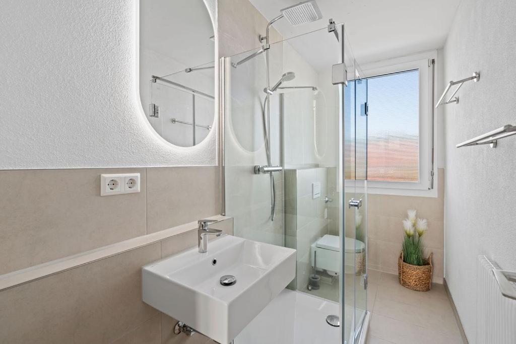 Louises City Penthouse Mit Panorama-Dachterasse Friedrichshafen Ngoại thất bức ảnh