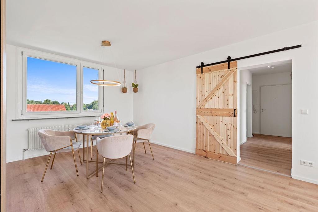 Louises City Penthouse Mit Panorama-Dachterasse Friedrichshafen Ngoại thất bức ảnh